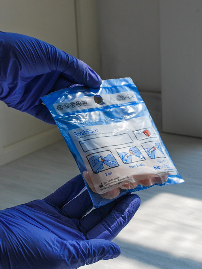 SwabCap™ Disinfecting Cap for Needlefree Connectors (2 Packs of 10pcs each)